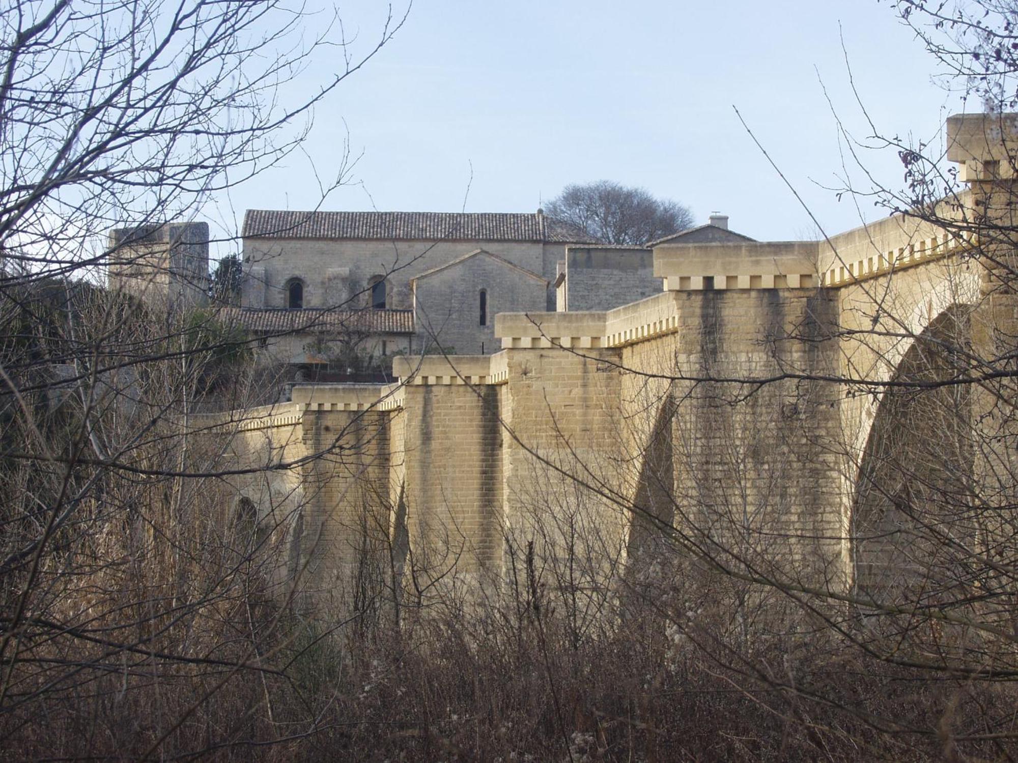 Location Saisonniere * Uzes