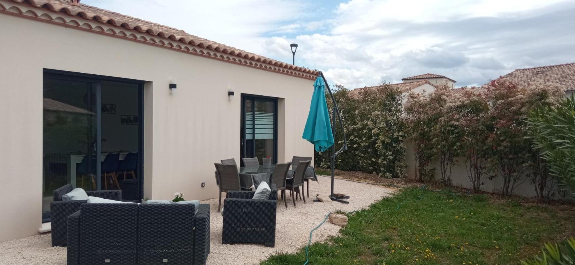 Location Saisonniere * Uzes