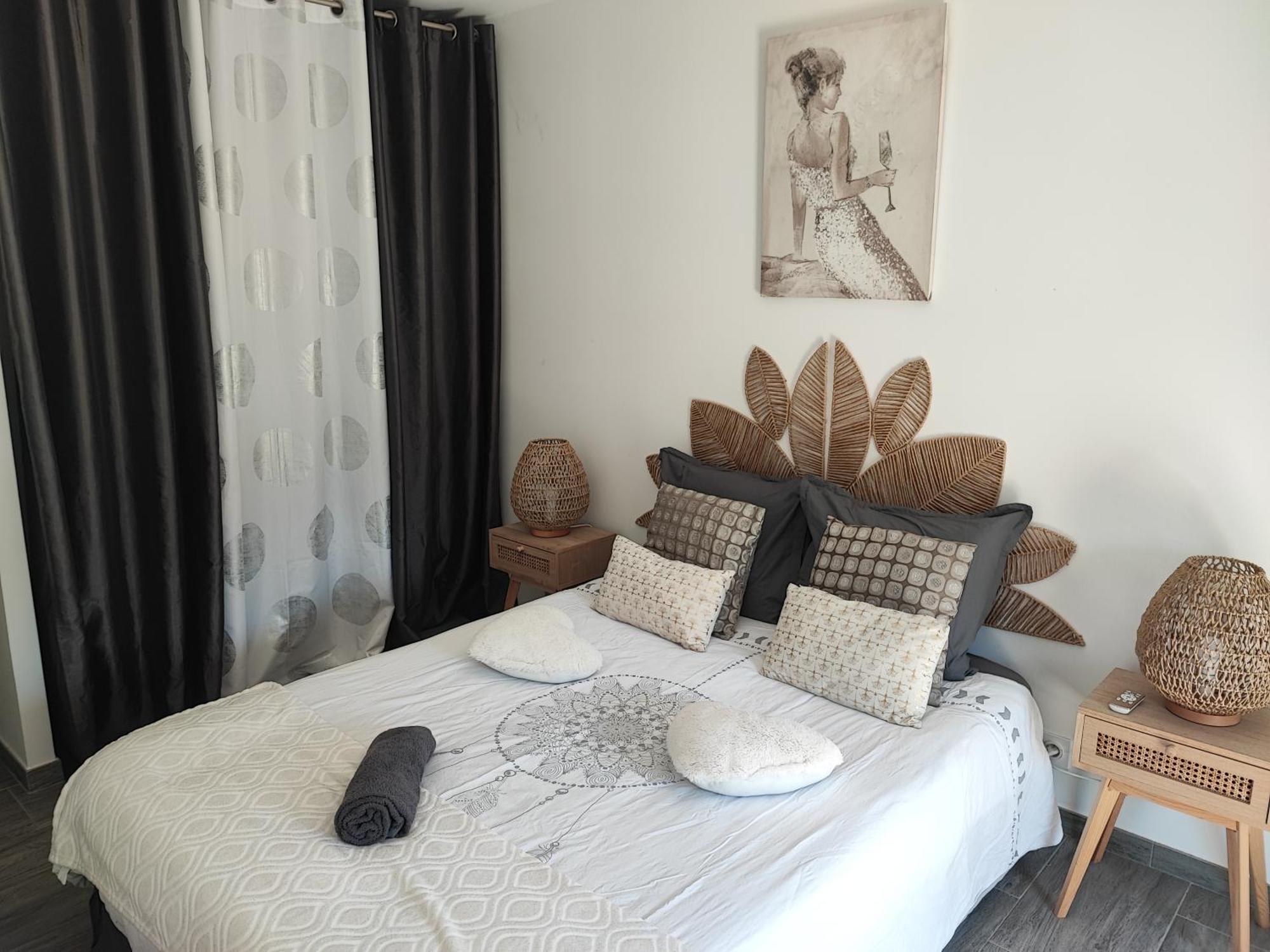 Holiday home Location Saisonniere Uzes